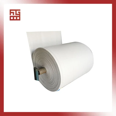 Personnalisation de l'échantillon Fournisseur d'usine en Chine Tissu tissé en PP dans un rouleau de sac tubulaire Tissu tissé en PE / PP laminé avec un film ou du papier anticorrosif Vci
